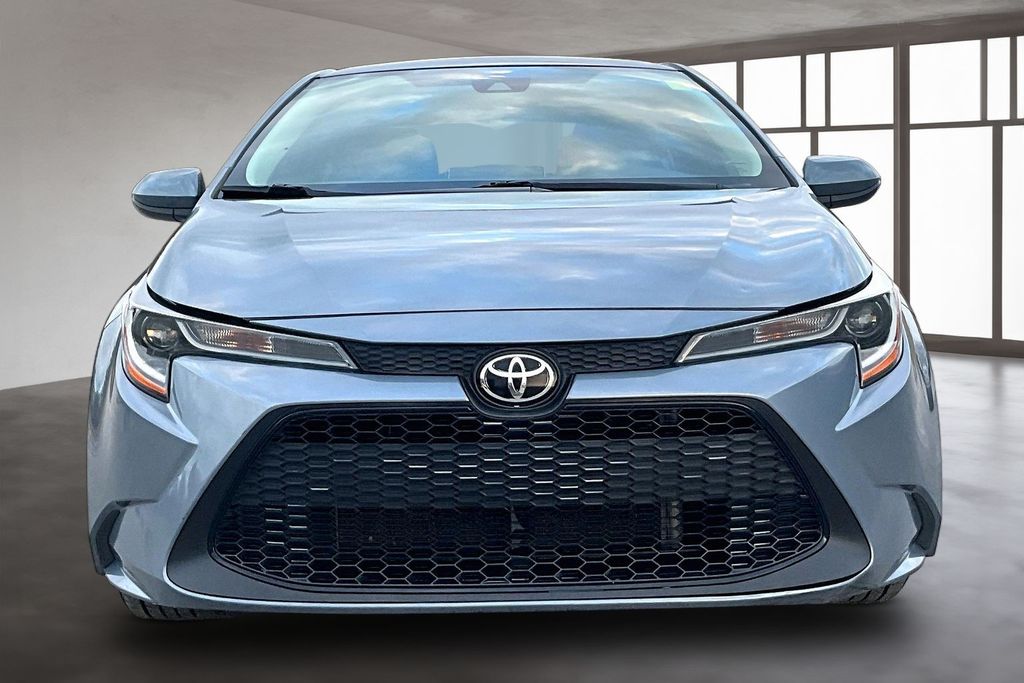 Used 2020 Toyota Corolla LE with VIN 5YFEPRAE8LP032284 for sale in Decatur, AL