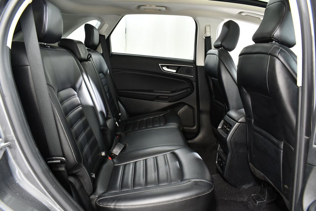 Used 2022 Gray Ford SEL image 19