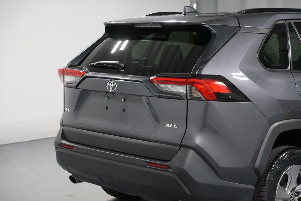 Thumbnail: 2024 Toyota RAV4 - 9