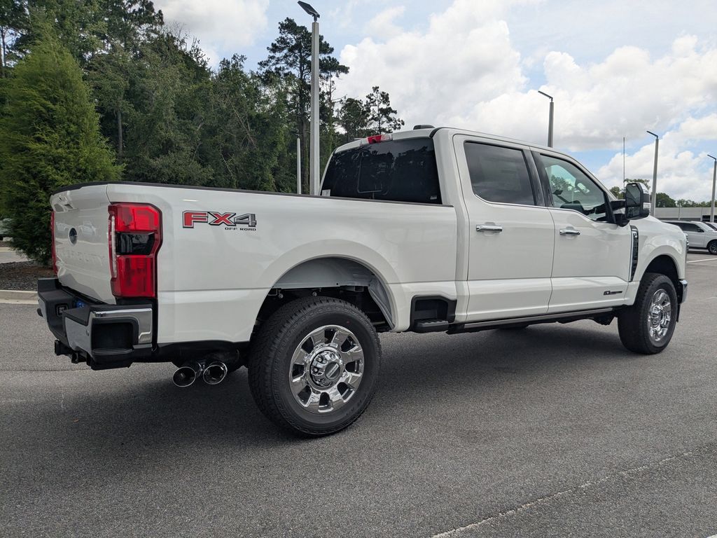 2026 Ford F-350 Super Duty LARIAT