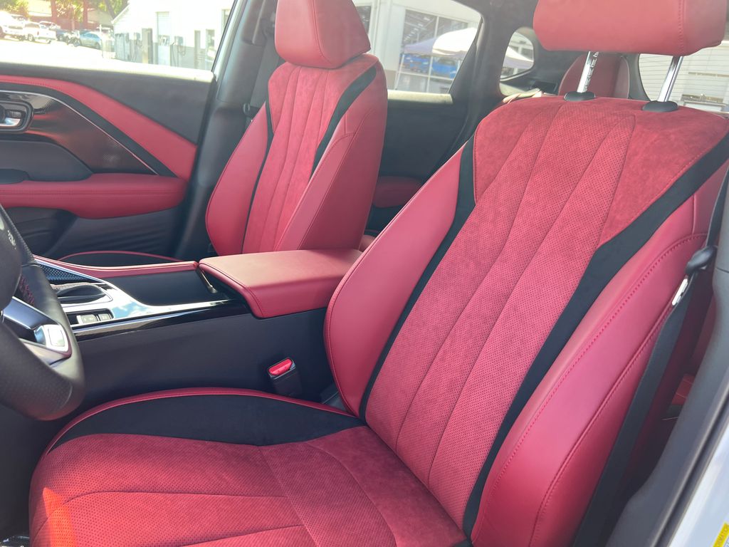 Thumbnail: 2025 Acura ADX - 16