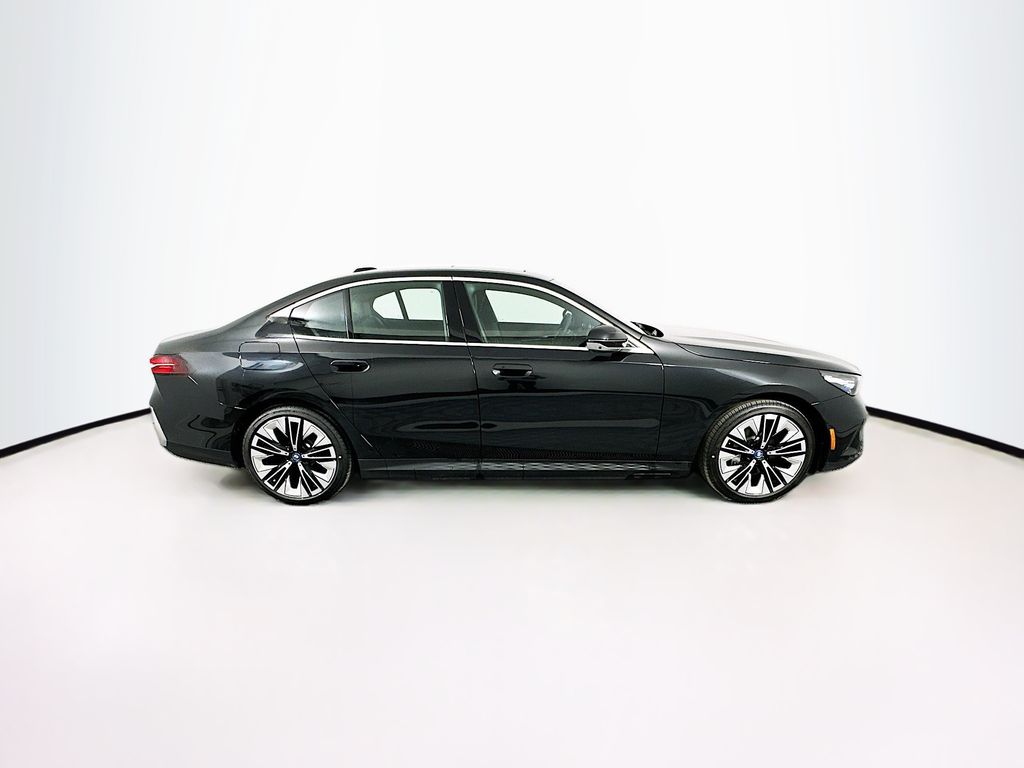 Thumbnail: 2024 BMW i5 - 4