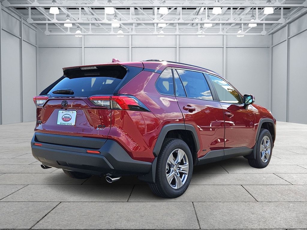 Thumbnail: 2025 Toyota RAV4 - 5