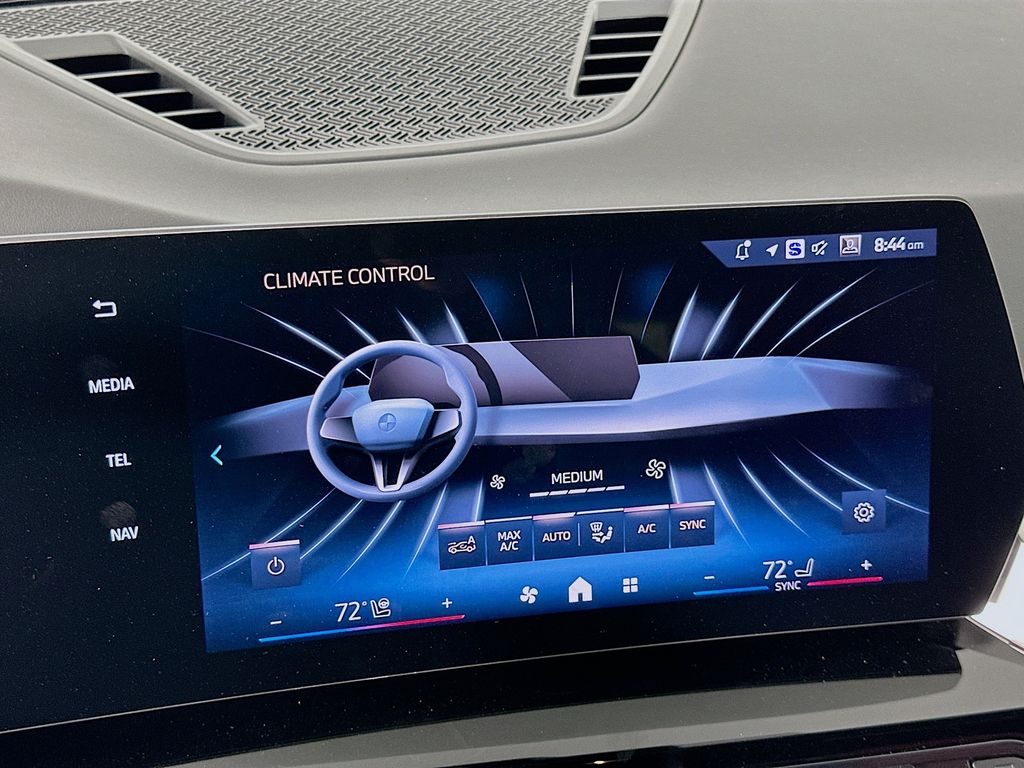 Thumbnail: 2025 BMW X1 - 14