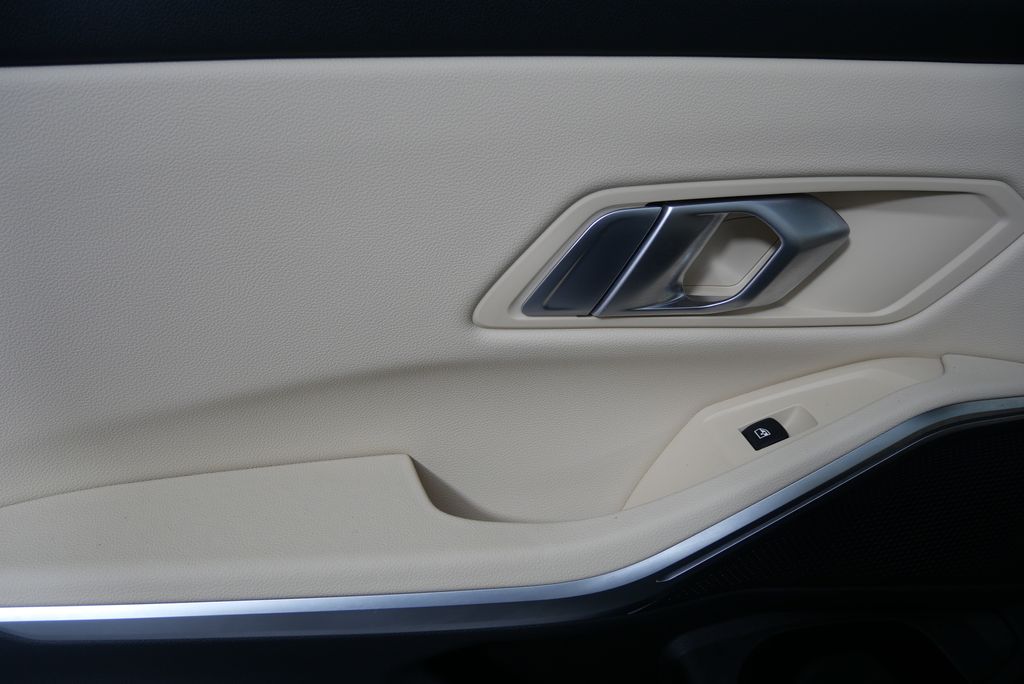 2022 BMW 3 Series 330i xDrive 13