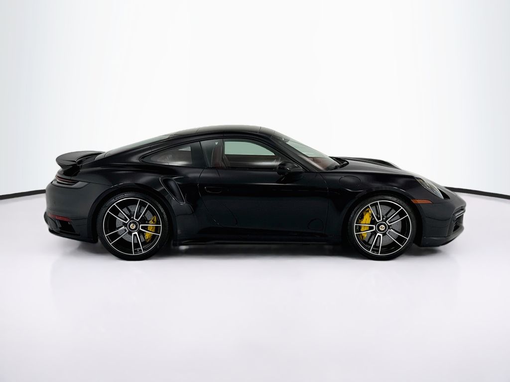 Thumbnail: 2021 Porsche 911 - 8