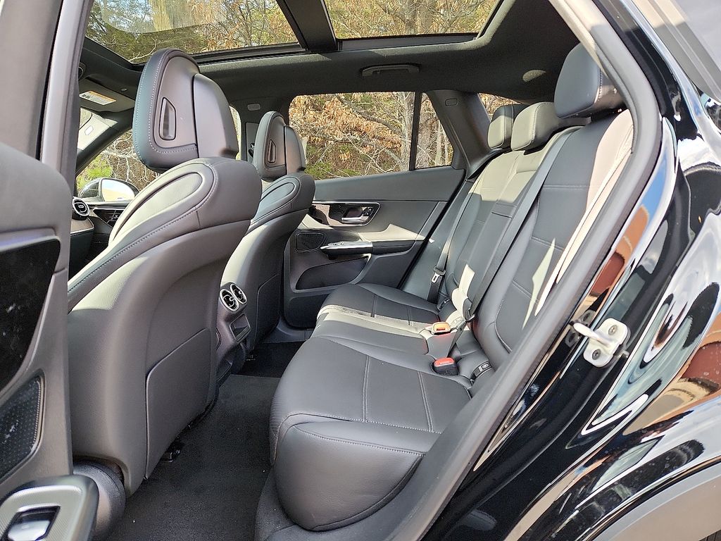 Thumbnail: 2026 Mercedes-Benz GLC - 6