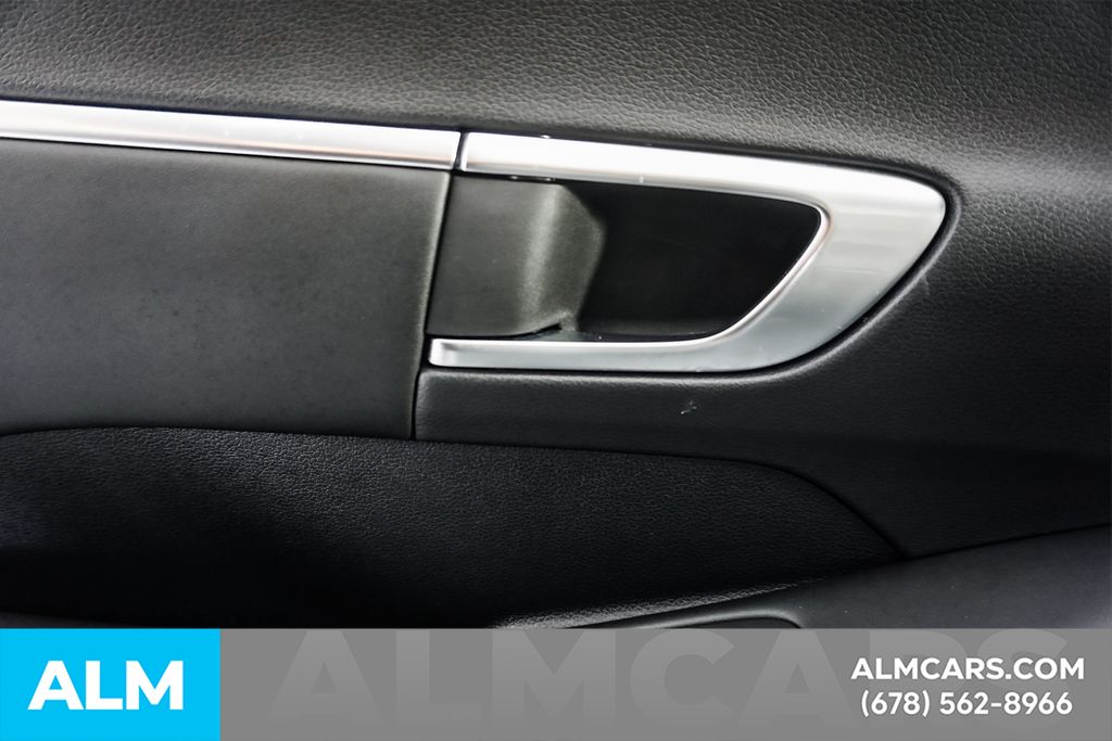 Used 2020 Silver Hyundai SEL image 50