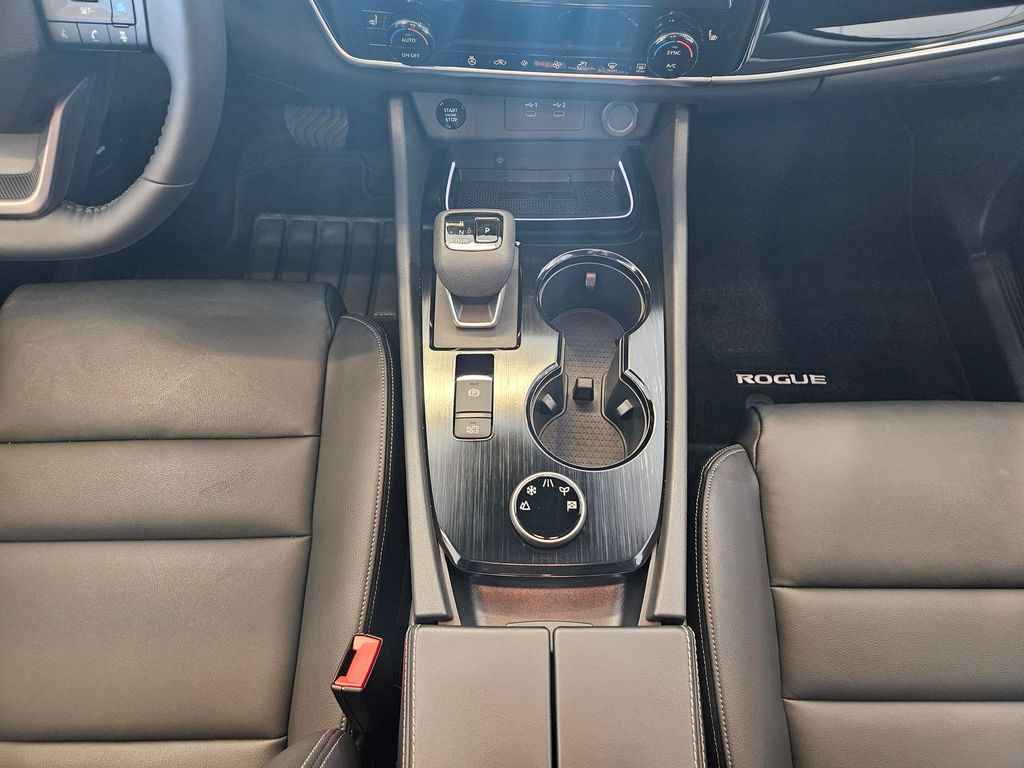 2025 Nissan Rogue SL