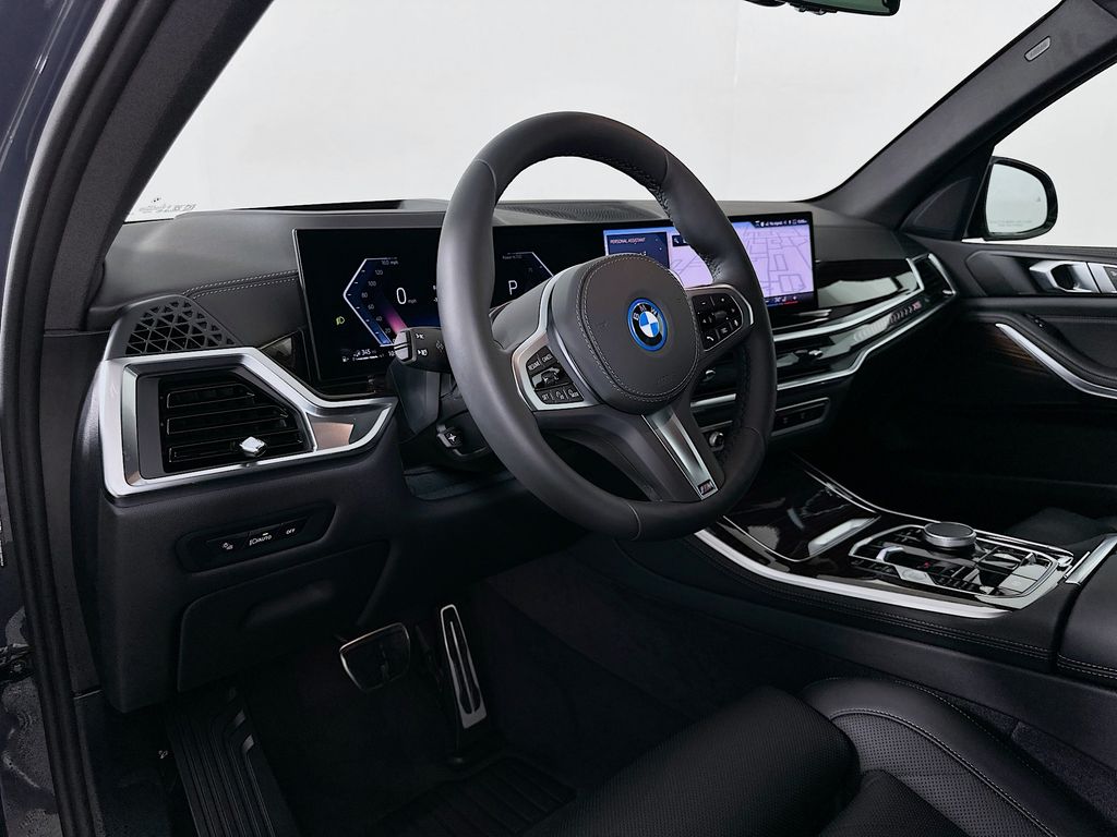 Thumbnail: 2026 BMW X5 - 9