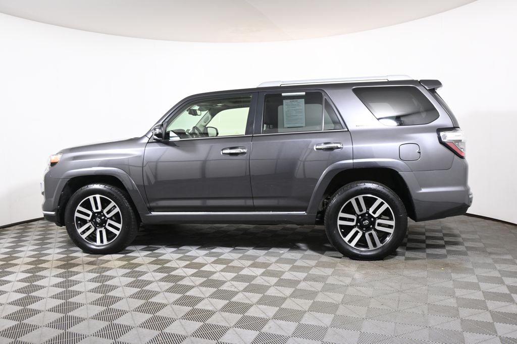 Thumbnail: 2018 Toyota 4Runner - 2