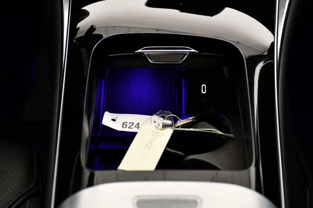 Thumbnail: 2023 Mercedes-Benz GLC - 28