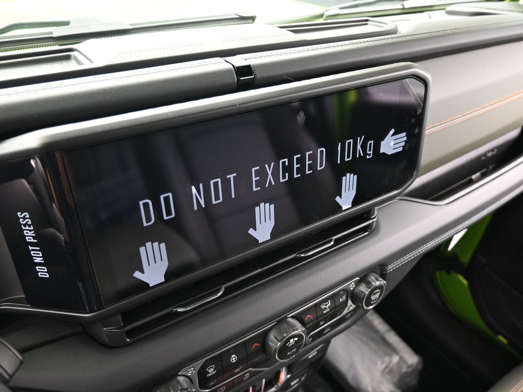 Used 2025 Mojito Jeep Mojave image 23