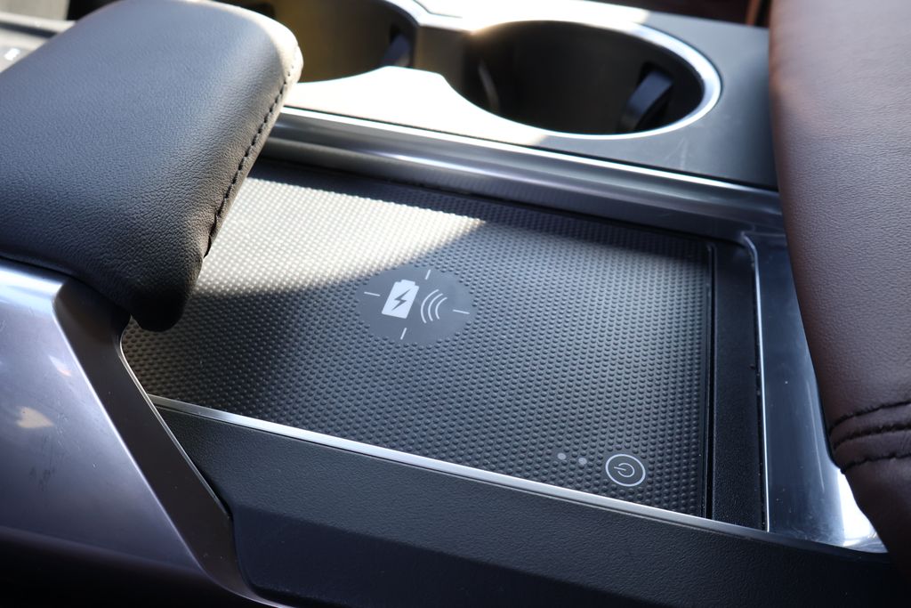 Thumbnail: 2023 Acura MDX - 31
