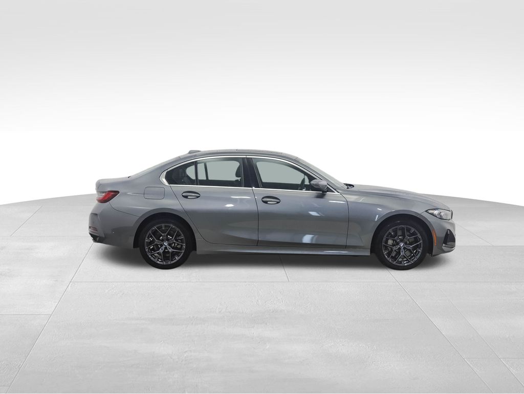 Thumbnail: 2025 BMW 3 Series - 6