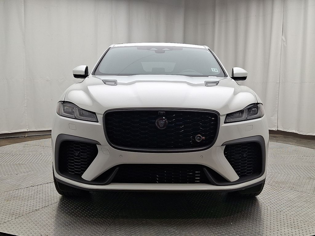 Thumbnail: 2022 Jaguar F-Pace - 2