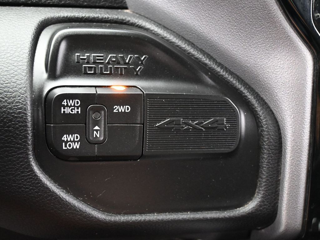 Used 2024 Diamond Black Crystal Pearlcoat Ram Laramie image 38