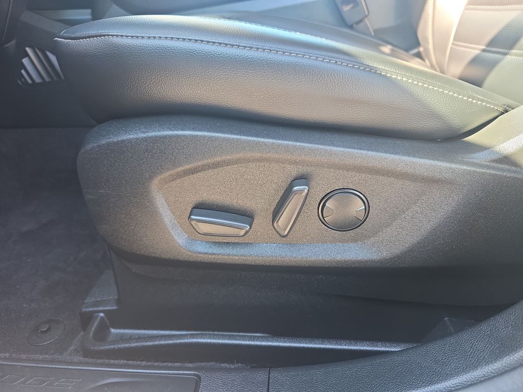 Certified Used 2024 Green Ford SEL image 17