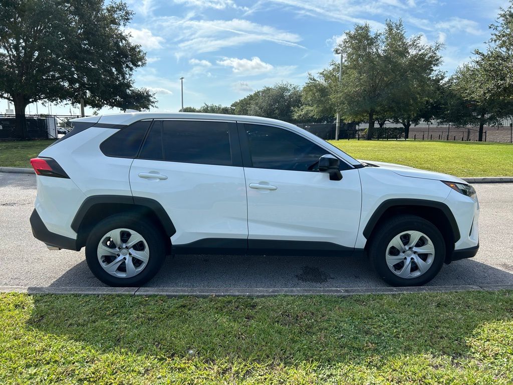 Thumbnail: 2024 Toyota RAV4 - 6