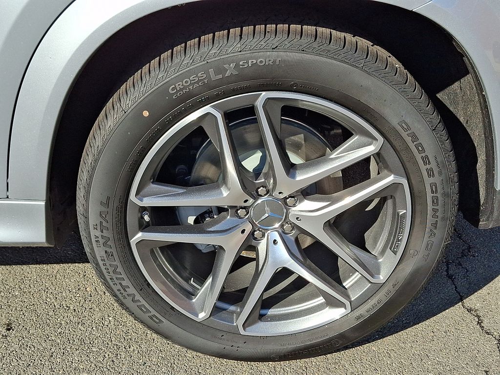 Thumbnail: 2026 Mercedes-Benz GLE - 5