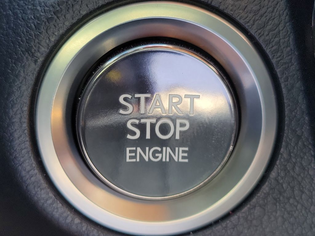 used 2025 Lexus ES car, priced at $42,500