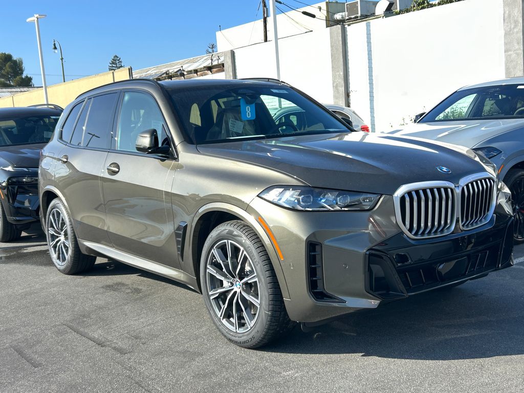 Thumbnail: 2026 BMW X5 - 2