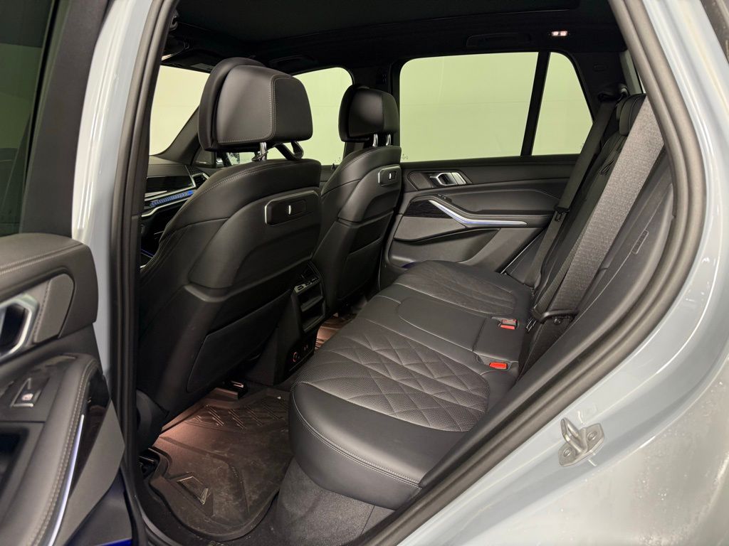 Thumbnail: 2024 BMW X5 - 19