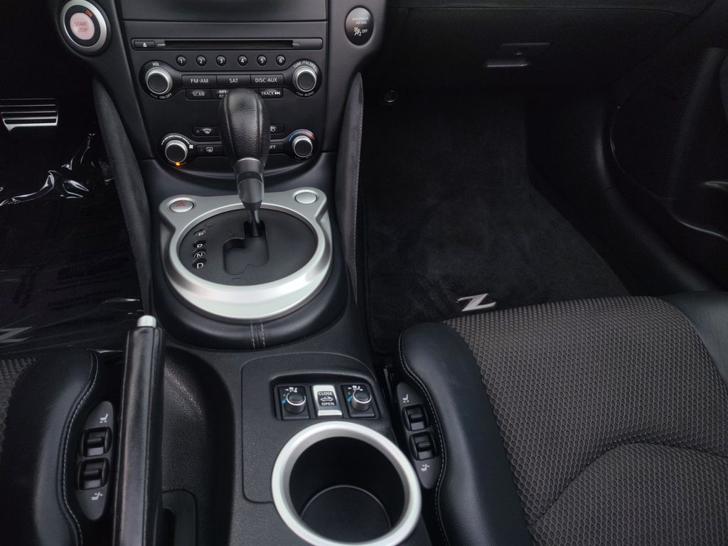 Used Car 2010 Nissan 370z  Touring For Sale Under $20,000 In Austin, Texas