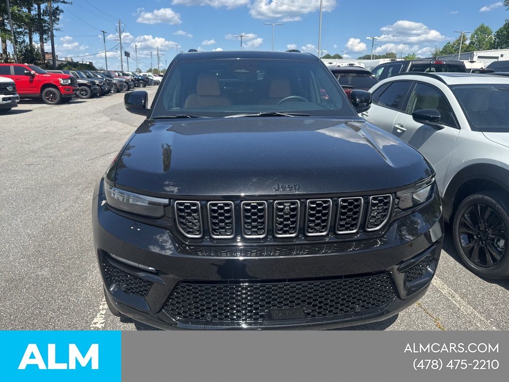 Used 2025 Black Jeep Summit Reserve image 3
