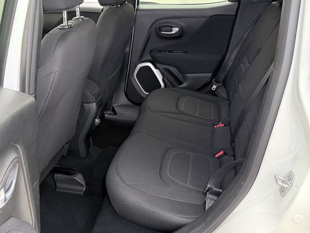 Thumbnail: 2018 Jeep Renegade - 27