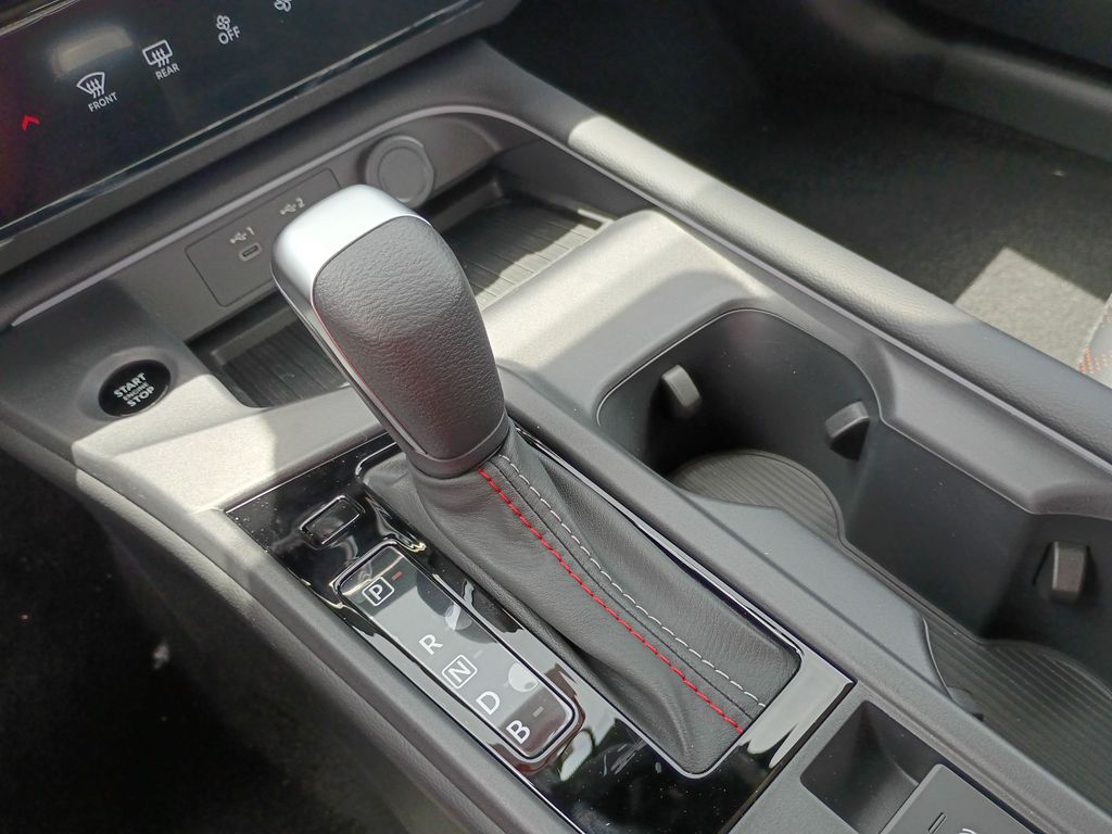 New 2026 White Nissan SR image 24