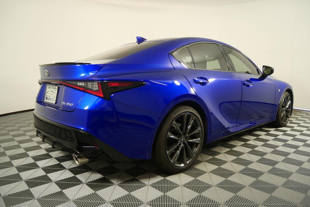 2025 Lexus IS 350 3