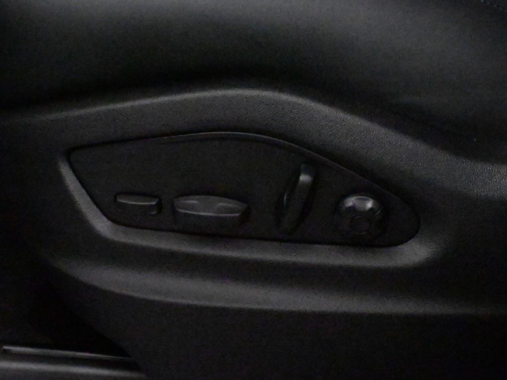 Thumbnail: 2026 Porsche  - 29