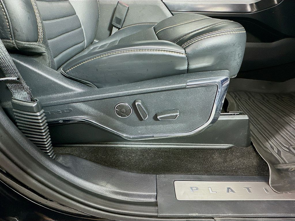 Used 2021 Black Ford Platinum image 24