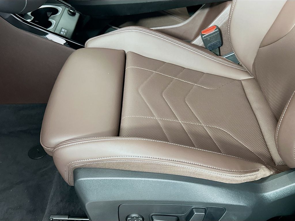 Thumbnail: 2025 BMW X1 - 19