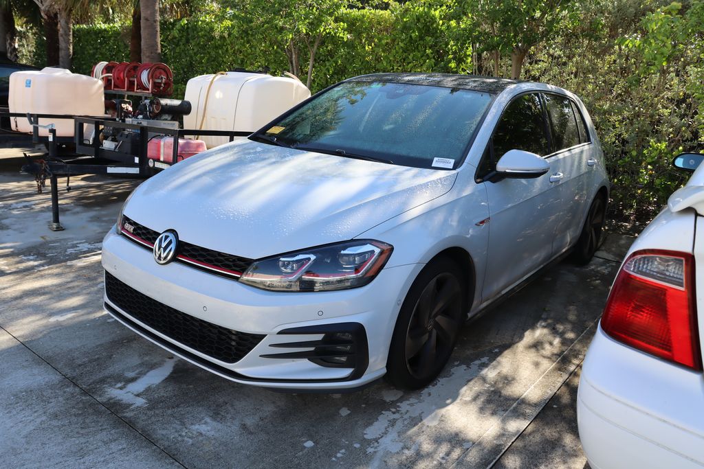 Thumbnail: 2019 Volkswagen Golf - 1