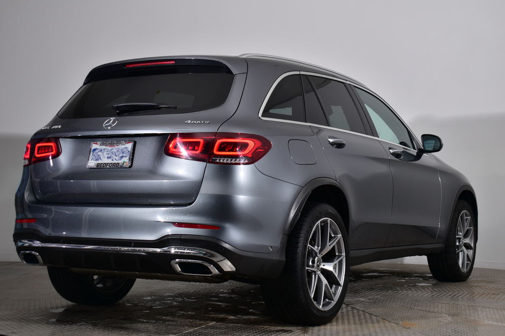 2022 Mercedes-Benz GLC 300 5