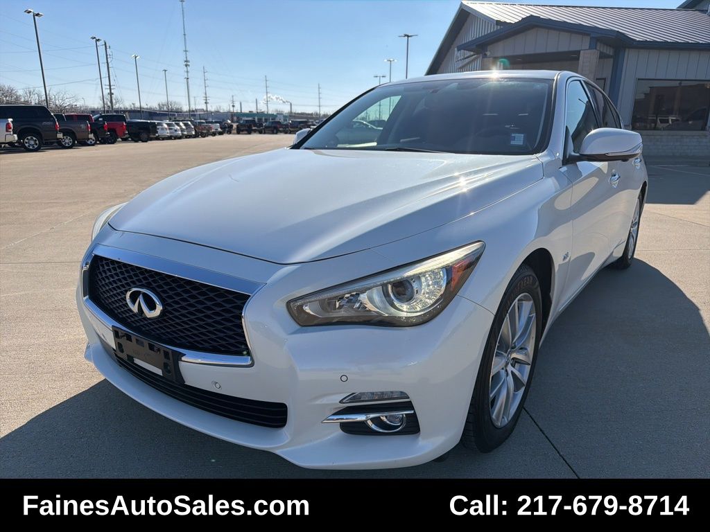 2016 INFINITI Q50 2.0t Premium RWD