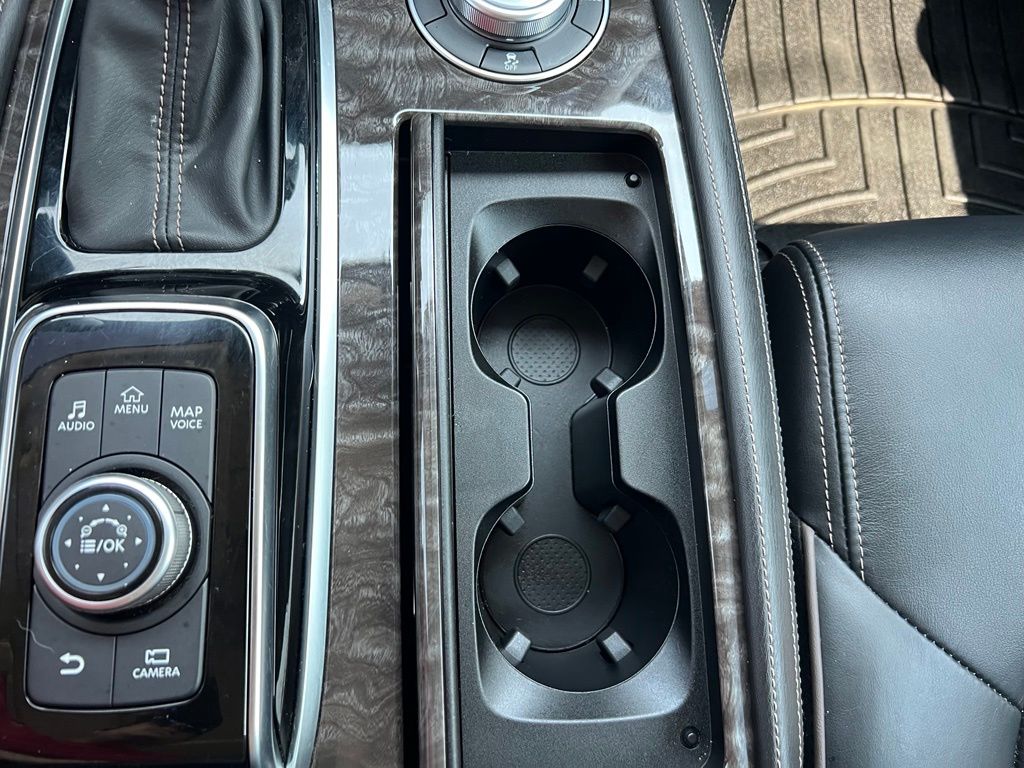 Used 2023 Nissan Armada SUV
