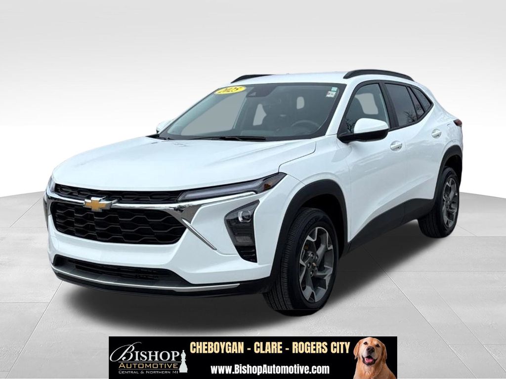 2025 Chevrolet Trax LT FWD