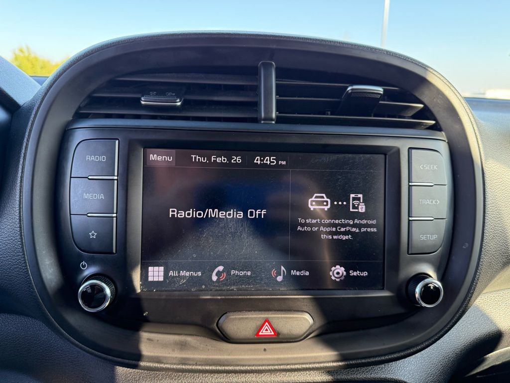 Thumbnail: 2023 Kia Soul - 17