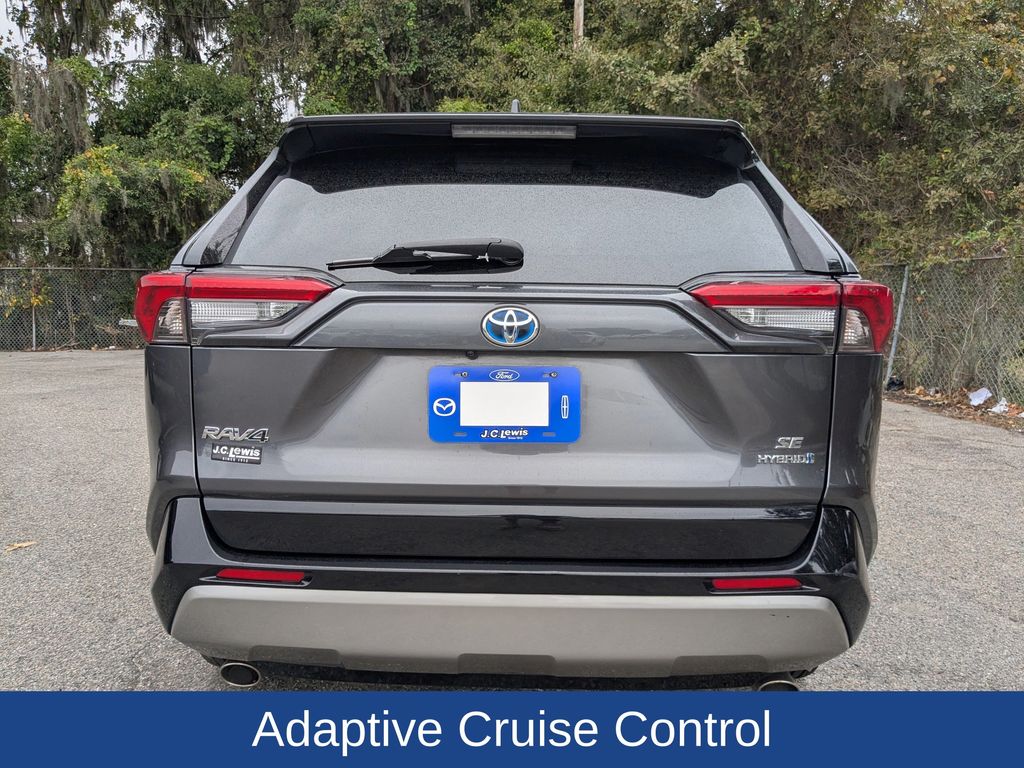 2023 Toyota RAV4 Hybrid SE