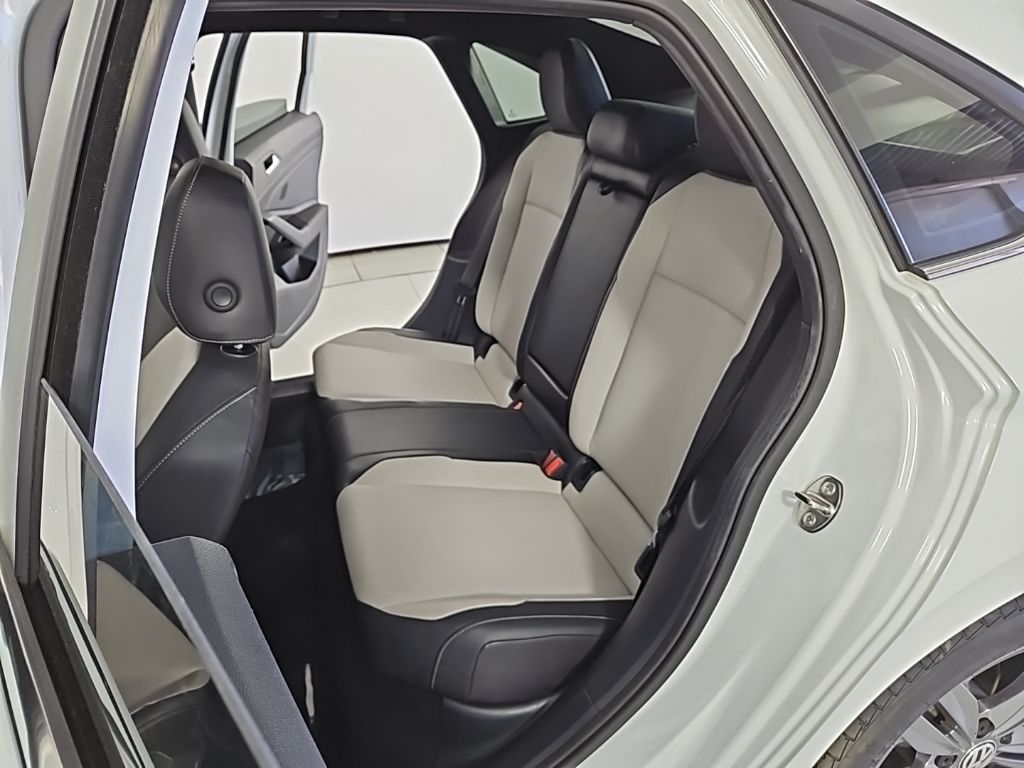 Thumbnail: 2019 Volkswagen Jetta - 21