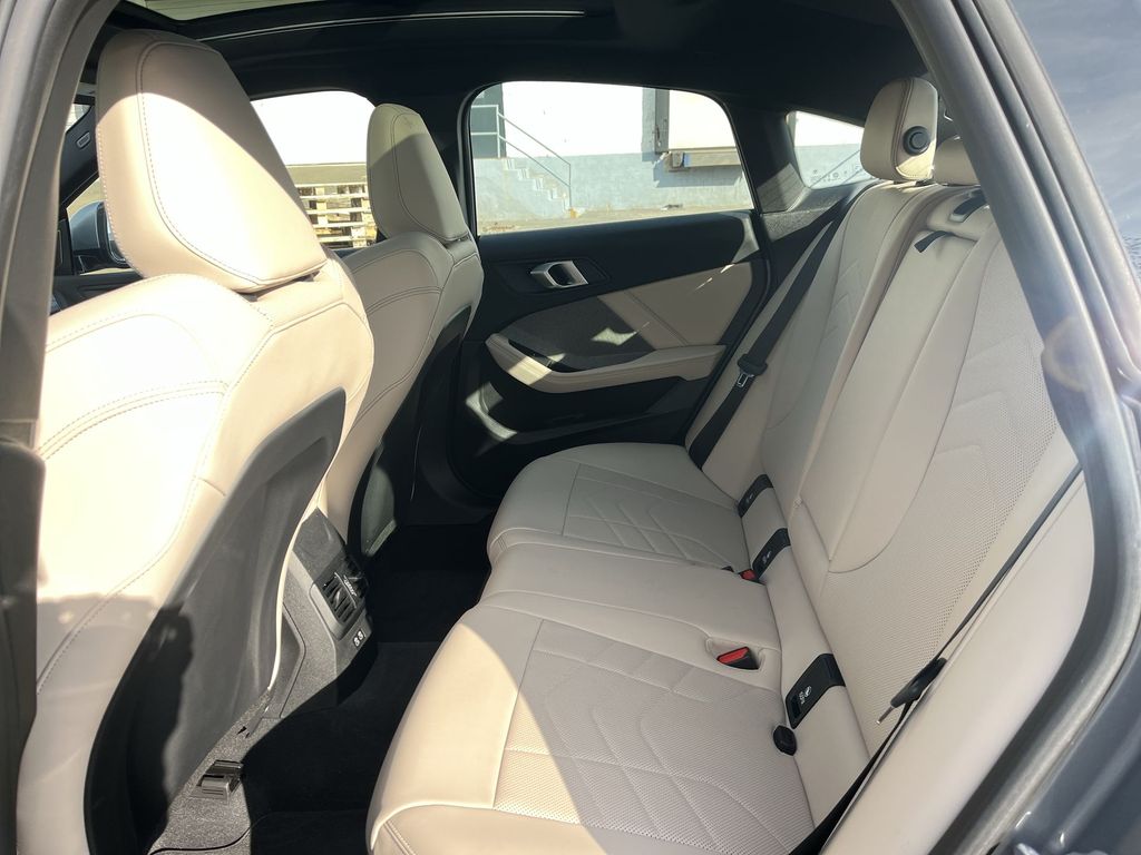 Thumbnail: 2025 BMW 2 Series - 22