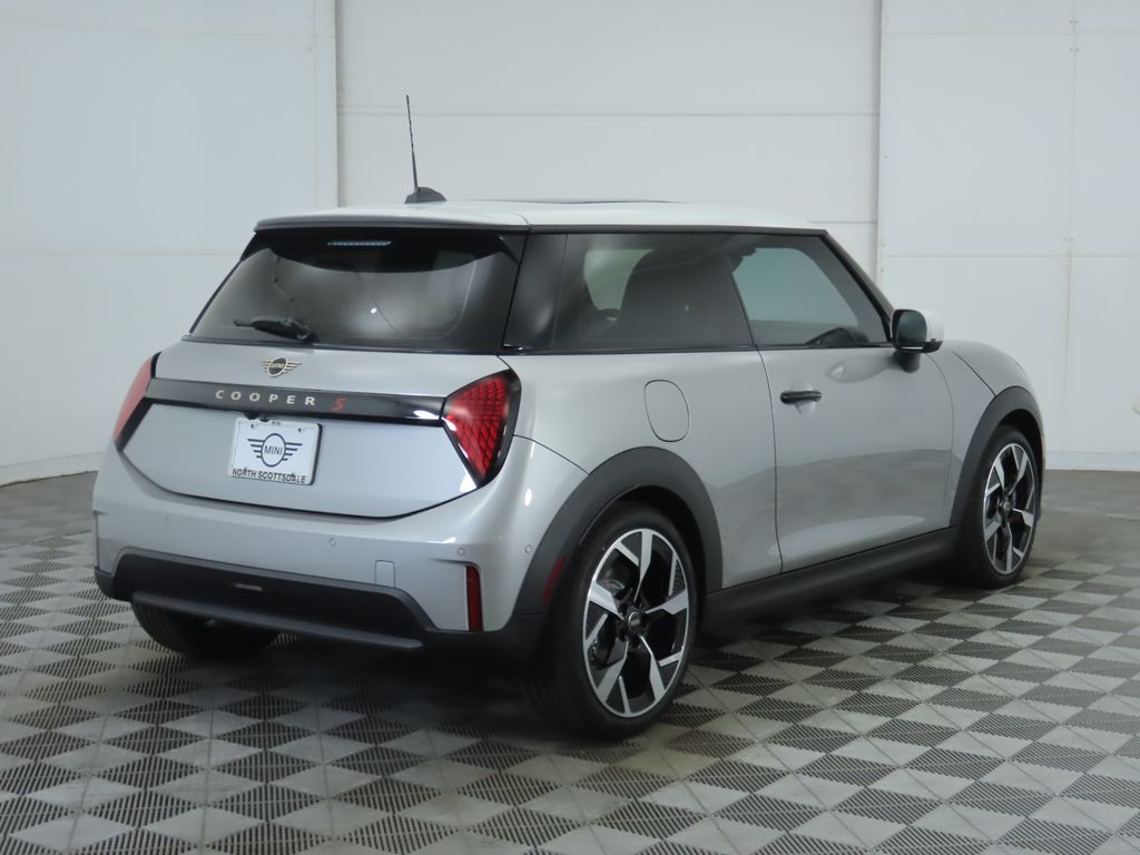 Thumbnail: 2026 MINI Cooper - 5