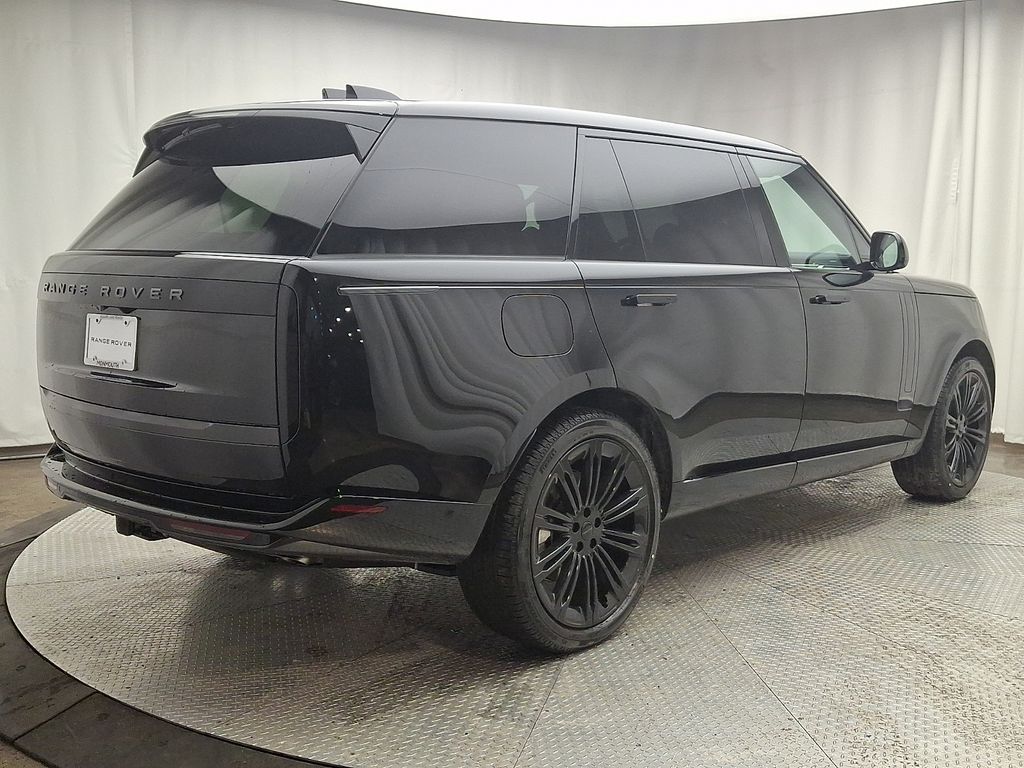 Thumbnail: 2026 Land Rover Range Rover - 3