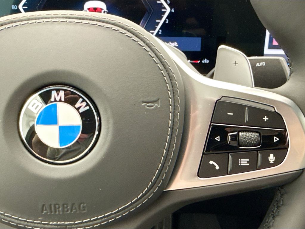 Thumbnail: 2026 BMW X6 - 12