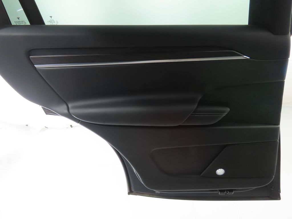 Thumbnail: 2023 Tesla Model X - 25