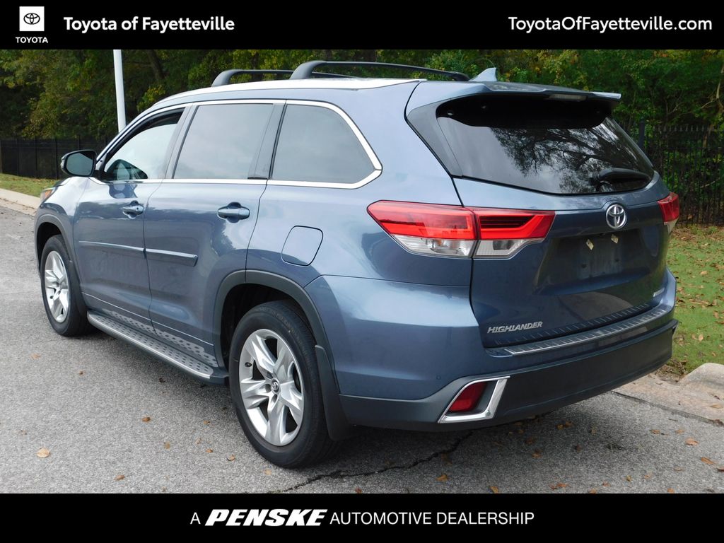 Thumbnail: 2018 Toyota Highlander - 3