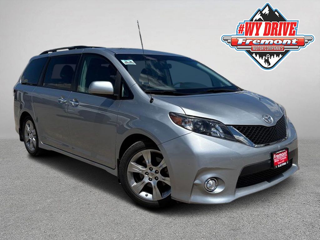 Silver Sky Metallic 2013 Toyota Sienna Minivan Front-Wheel Drive 6-Speed Automatic Overdrive